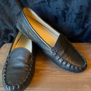 Cole Haan Women's Evelyn Driver Black Leather Loafers